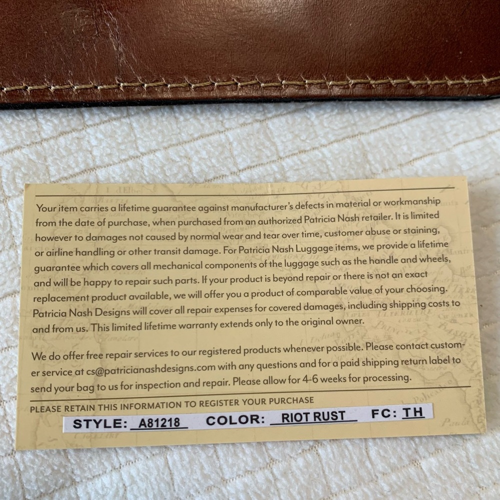 NWT Patricia Nash ‘Venezia Signature World Map’ leather clutch - Picture 11 of 16